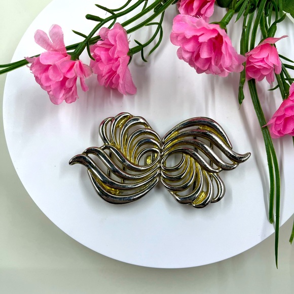 Century Canada Signed Vintage Serialized Art Nouveau Style Belt Buckle - Picture 1 of 7